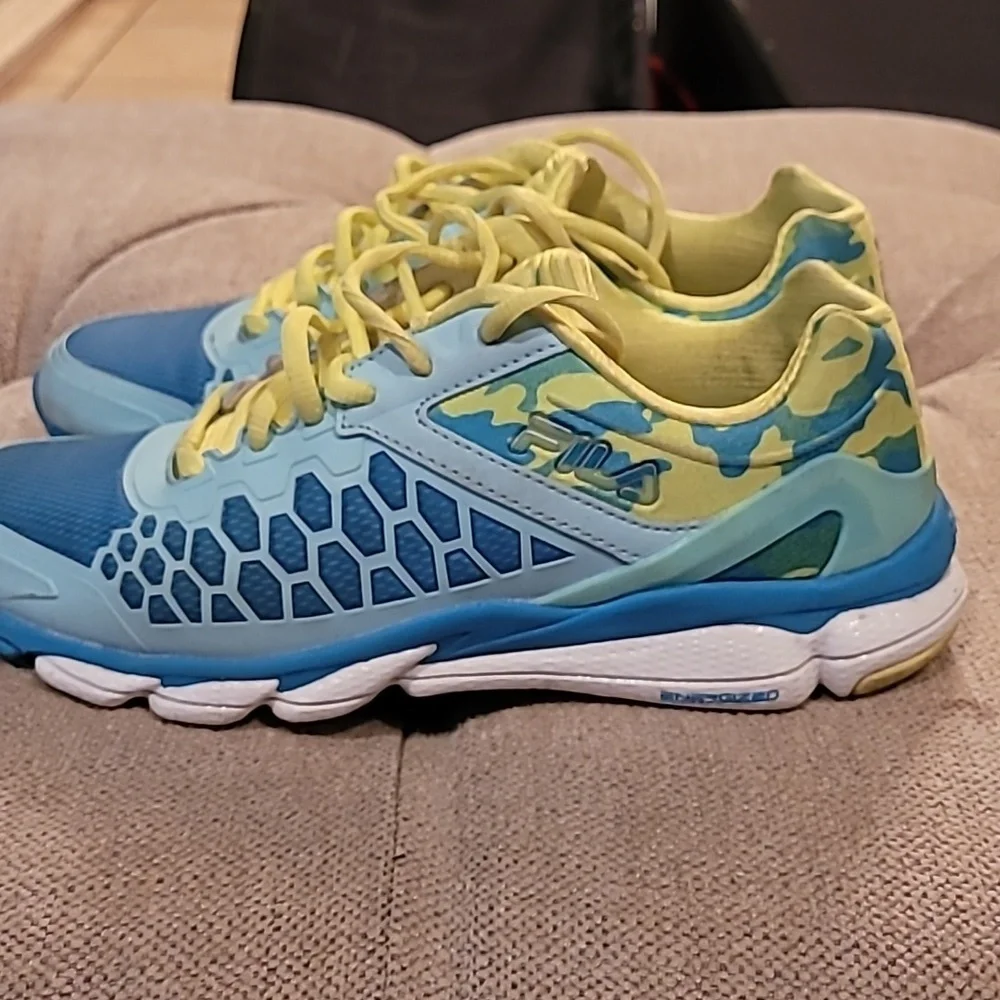 - Fils cool max sport shoes